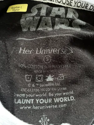 Her Universe T-Shirt from Disney collection size s thumbnail 6