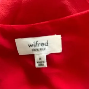 Aritzia Wilfred Red High Neck Tank Top Size Medium thumbnail 5