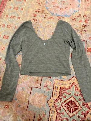 Lululemon Align Long Sleeve Shirt thumbnail 4