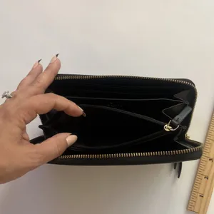 Kate Spade Neda Larchmont Avenue Pebble Leather Embossed Logo Black Wallet thumbnail 11