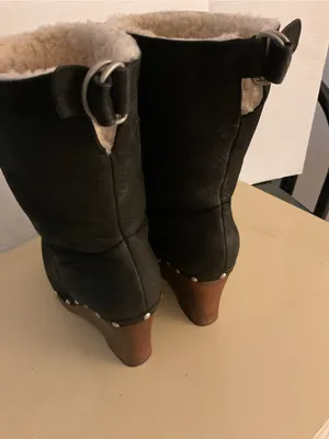 UGG women black leather platform clog Carnegie boots US 8 thumbnail 5
