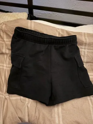 Aritzia Cargo Sweat Shorts thumbnail 6
