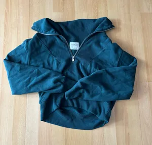 Abercrombie Sweatshirt thumbnail 1