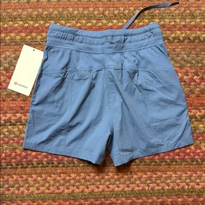 Nwt Oasis Blue Dance Studio High Rise Shorts Lululemon 3.5” thumbnail 5