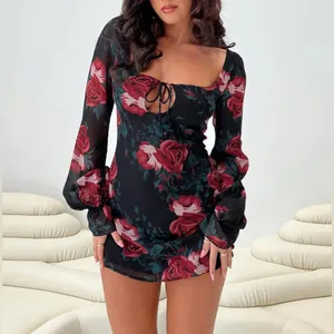 Princess Polly Bayford Long Sleeve Mini Dress Red Black Roses US Size 6‎ NWT thumbnail 4