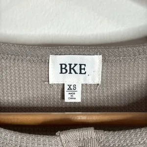 BKE Buckle Women’s Henley Tan Long Sleeve Ribbed Waffle Knit Shirt size XS thumbnail 7