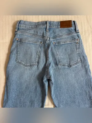 Madewell Petite Relaxed Jeans in Springtide Wash Size 24 Petite thumbnail 11
