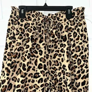 Almost Famous Leopard Print Lightweight Ankle Length Pants(Size Medium) thumbnail 5