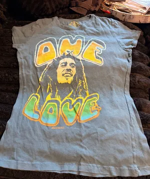 Vintage-Style 'One Love' Graphic Tee in Light Blue with Yellow & Green Print thumbnail 1