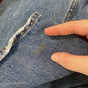Abercrombie & Fitch the ‘90s slim straight ultra high rise distressed jeans 30 thumbnail 10