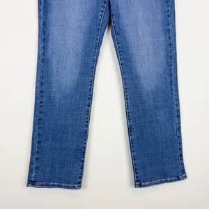Levi’s Classic Straight Medium Wash Jeans Size 27‎ thumbnail 4