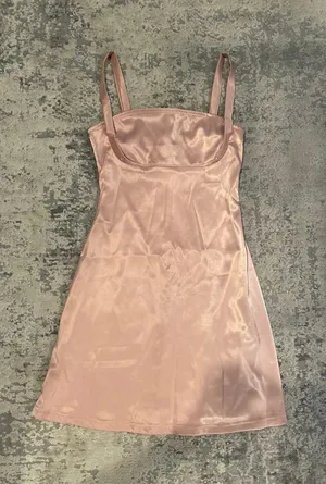 Pink Dress thumbnail 1