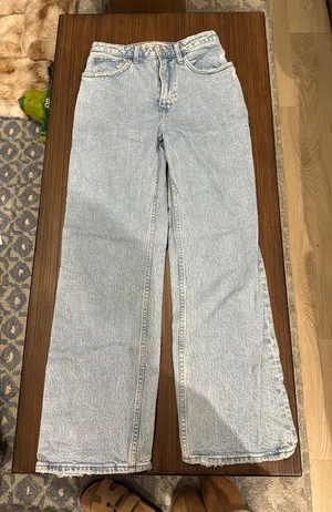Jeans thumbnail 1