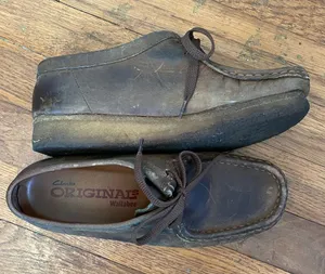 Clarks Wallabee Brown Leather Low Lace Up - Size 7.5 thumbnail 1