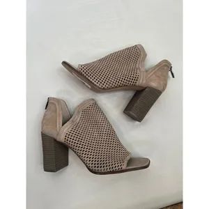 Vince Camuto Katnina Heels Size 9M Brown PeepToe Bootie Chunky Mesh Zipper Chic thumbnail 11