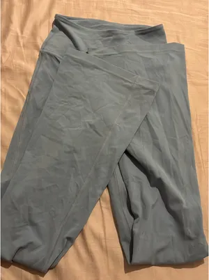 Lululemon Flare Leggings thumbnail 2