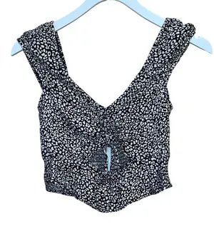 Urban Romantics Y2k Black White Leopard Print Ruched Keyhole Crop Top Medium thumbnail 1