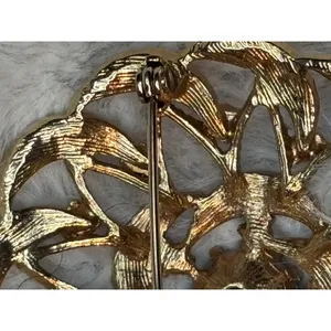 Vintage Gold Tone Aurora Borealis Rhinestone Sunburst Floral Brooch Pin 5cm thumbnail 7