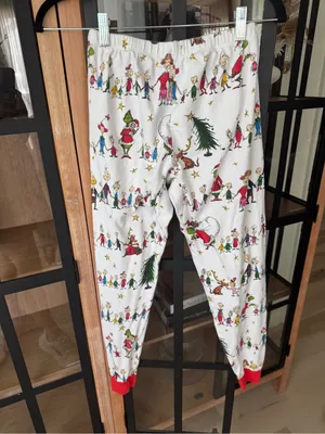 Pottery Barn Kids Dr. Seuss The Grinch Adult Organic Cotton Pajama Set Christmas thumbnail 7