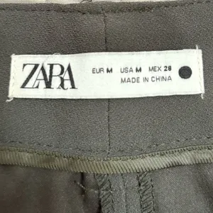 Zara Dark‎ Green Trousers Size Medium EUC thumbnail 5