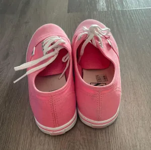 Vans Shoes thumbnail 5