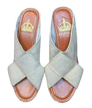 Crown Vintage Shoes Womens Size 7.5 Beige Slide‎ Sandals Cork Wedge Studded thumbnail 1