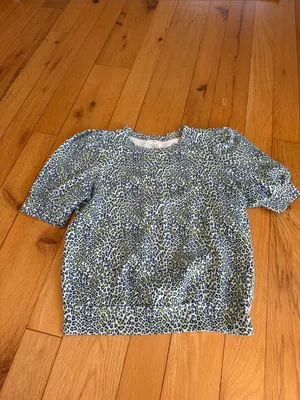 T.La Leopard Print Puff Sleeve Top - Light Green & Blue Size Small - C69-037 thumbnail 3