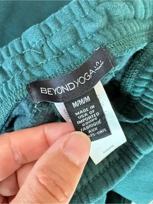 Beyond Yoga On The Go Jogger Size Medium Dark Spruce Green thumbnail 7