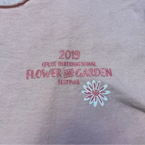 Disney Parks 2019 Epcot Flower Garden Party Festival Spirit Jersey Medium Minnie thumbnail 3