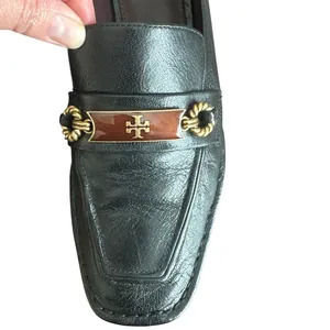 Tory Burch Perrine Loafer Black Leather Horsebit Enamel Gold Size 7.5 thumbnail 10