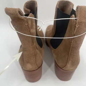 STEVE MADDEN Rhiannon Boots Size 9 Suede Leather Heeled Pull On Ankle Booties thumbnail 2