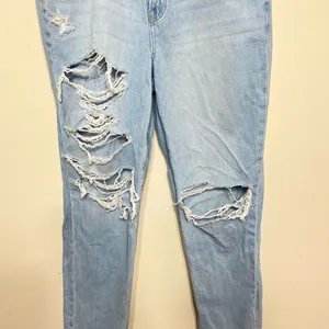 American Eagle Light Wash Mom Straight Jeans Distressed 8 Women thumbnail 3