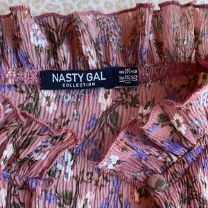 Nasty Gal Long Sleeve Mauve with Dainty Florals Maxi Long Dress size 4 thumbnail 9