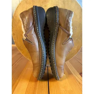 Ugg Womens Brown Leather Sheepskin Slip On Fur Trim Size 7 thumbnail 8