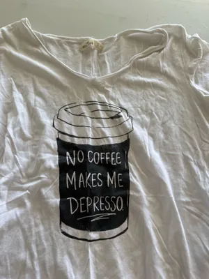 Hollister No Coffee Makes Me Depresso Women’s White T-shirt Size Small thumbnail 2