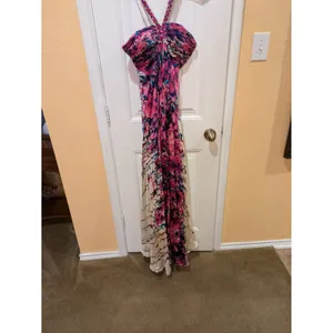 La Femme Multicolor Floral Rhinestone Embellished Halter Evening Gown EUC Sz 0 thumbnail 3