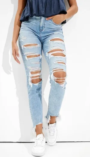 American Eagle destroyed mom jeans light wash‎ women’s size 4 long trendy casual thumbnail 1