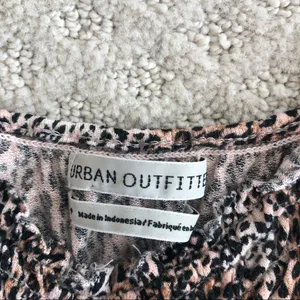 Urban Outfitters Top thumbnail 4