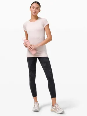 Lululemon Swiftly Tech T-Shirt 2.0 Heather Pink Size 6 thumbnail 2