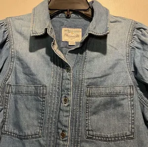American Eagle Outfitters- Chambray Denim Full Button Down Shirt- Size XS thumbnail 6