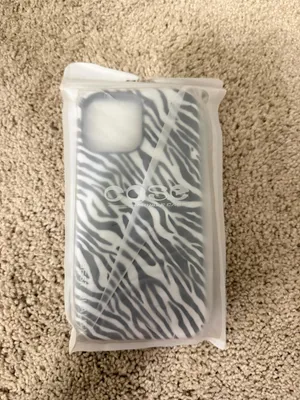 Amazon iPhone 13 Pro Max Zebra Print Case thumbnail 2