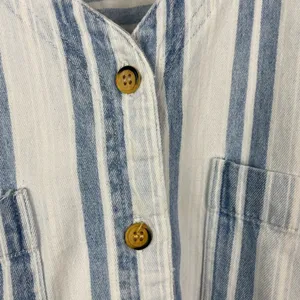 Vintage Erika Blues White Blue Striped Chambray Short Sleeve Button Up Shirt‎ thumbnail 4