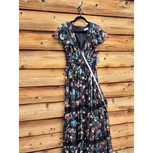 Mac Duggal Size 2 Black Floral Plunge V Neck Lace Maxi Long Formal Gown Dress thumbnail 7