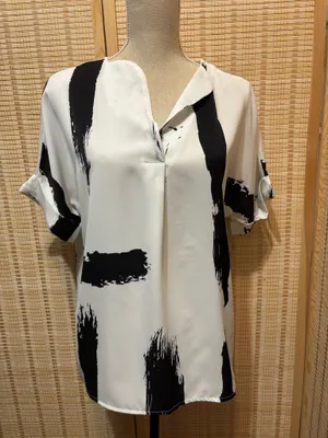 SheIn Abstract Brushstroke White & Black V-Neck Blouse thumbnail 4