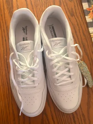 Reebok Sneakers thumbnail 1