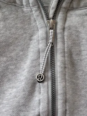 Lululemon Sweatshirt Pullover Hoodie thumbnail 4