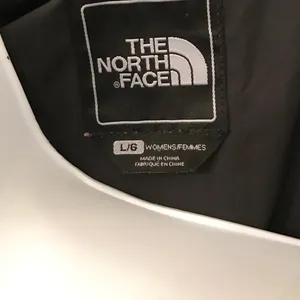 The North Face Black Quilted Vest thumbnail 3
