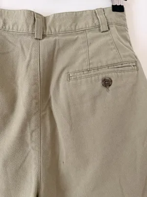 L.L. Bean Green High Waisted Pleated Chino Shorts thumbnail 5