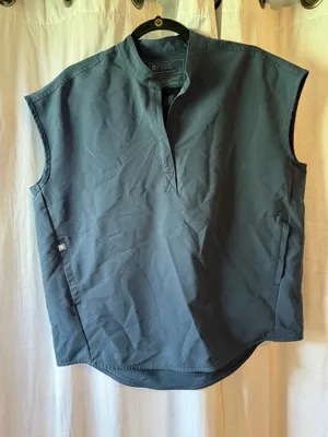 FIGS Top Scrub Blue thumbnail 1