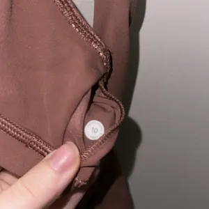 Lululemon Align Tank in Spiced Chai in Size 10 thumbnail 4
